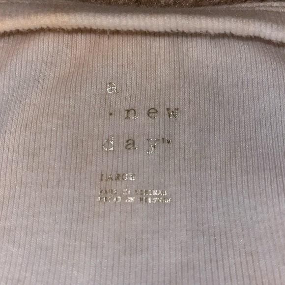 A New Day Tie Dye Tank Top - Picture 5 of 8